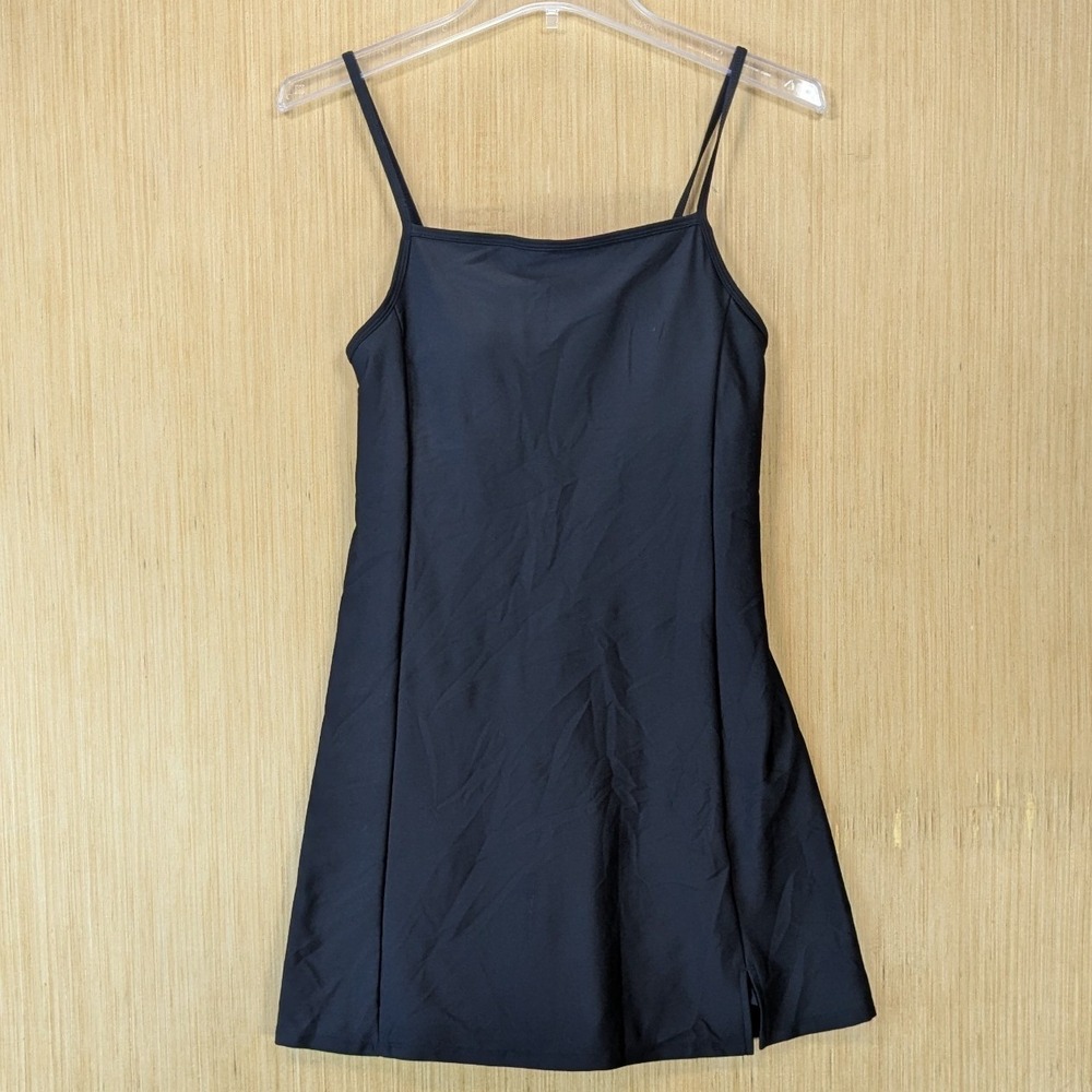Old Navy Women's Active PowerSoft Tennis Prep Dress Size S Black Built-in Short
